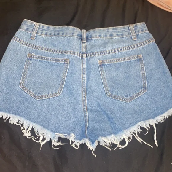 Jean Shorts - Picture 4 of 4